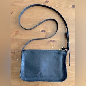 Madewell Simple Crossbody Bag - Black